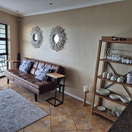 The View At Whale Cove De Kelders Apartment Exterior photo